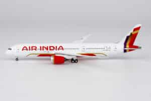 NG Models Ultimate 1:400 Air India Boeing B787-9 Dreamliner VT-AWA (NG55155)