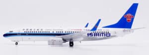 JC Wings 1:200 China Southern Airlines Boeing B737-800w "Trumpchi M8" B-1916 (XX20824)