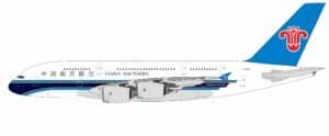 NG Models Ultimate 1:400 China Southern Airlines Airbus A380-800 B-6136 (NG24625)