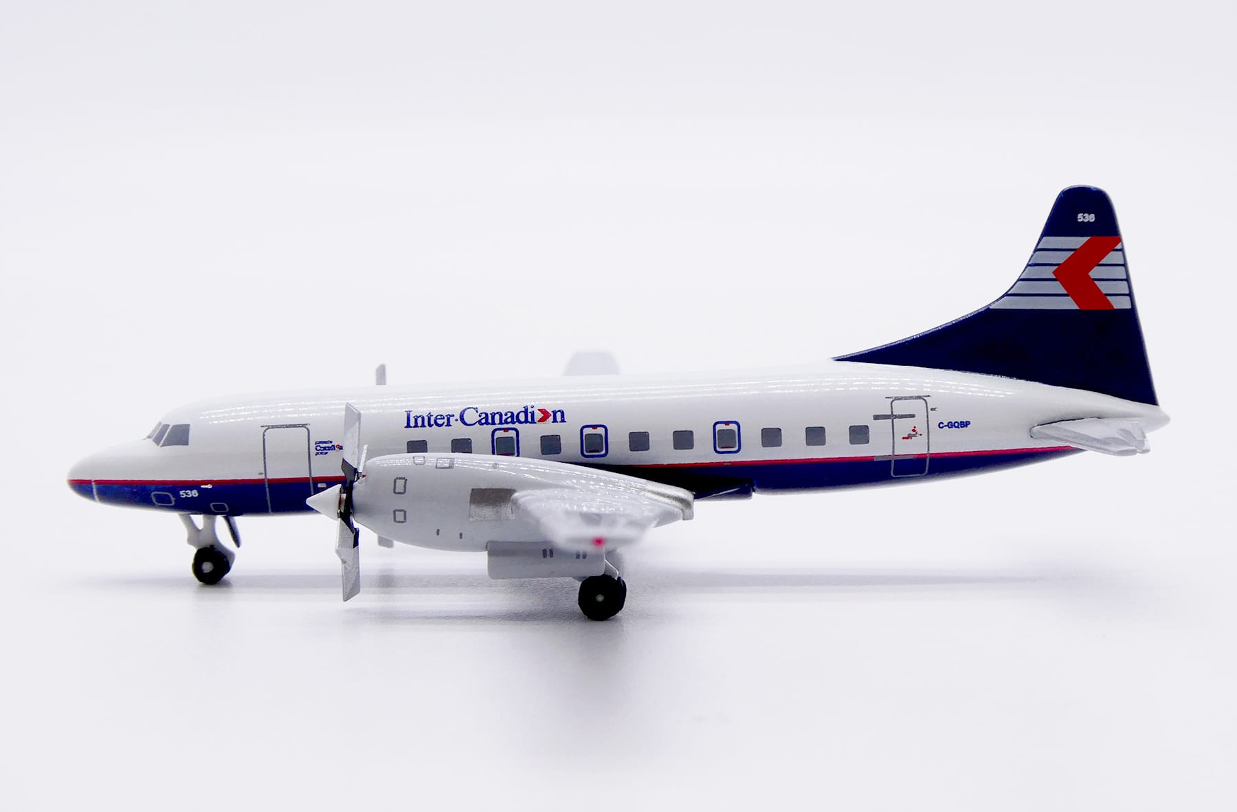 JC Wings 1:400 Inter-Canadien Convair CV-580 C-GQBP (XX40307)