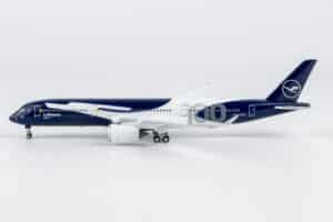 NG Models 1:400 Lufthansa Airbus A350-900 XWB "100th Anniversary" D-AIXL (NG39131)