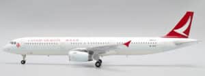 JC Wings 1:200 Cathay Dragon Airbus A321-200 B-HTF (EW2321008)