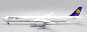 JC Wings 1:200 Lufthansa Airbus A340-600 "Fanhansa" D-AIHQ (EW2346006)