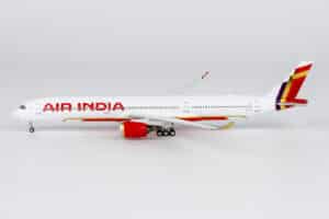 NG Models Ultimate 1:400 Air India Airbus A350-1000 XWB VT-JRO (NG57034)