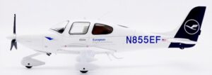 JC Wings 1:72 European Flight Academy (Lufthansa Aviation Training USA) Cirrus SR20 N855EF (XX172003)