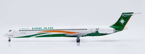 JC Wings 1:200 UNI Air McDonnell Douglas MD-90-30 B-17920 (D2UIA920)